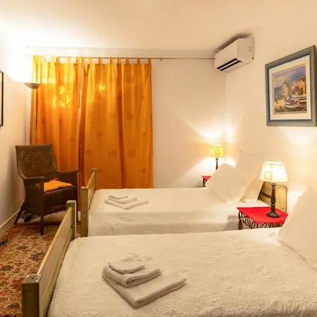 Sleeps 13 Pool Air Con Wifi *