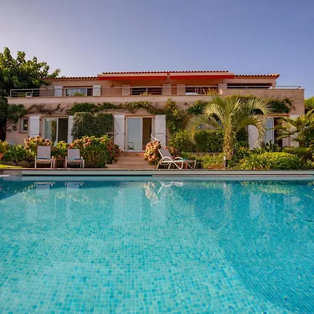 Sleeps 13 Pool Air Con Wifi Villa Verghia
